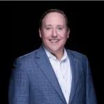 Steve  Idoux
