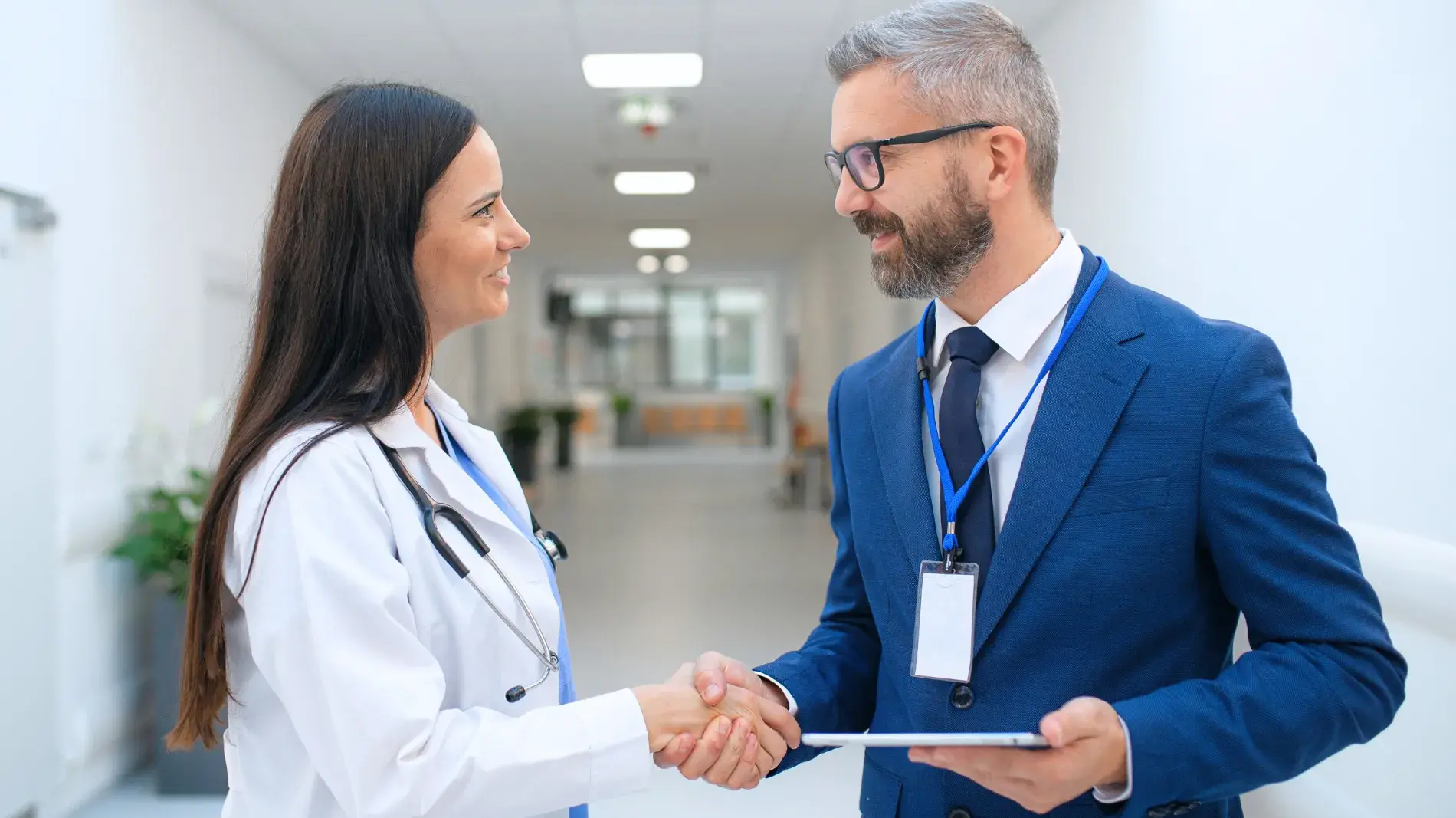 1900x1067xHVxrixchxtext 1