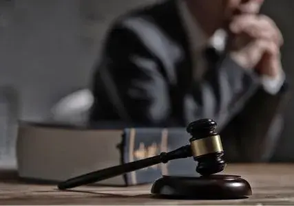 This state law update highlights key legal and regulatory developments affecting employee benefits and healthcare access. 
During the first quarter of the year, regulators and enforcement authorities continued to shape the benefits landscape primarily through ongoing litigation and targeted regulatory actions rather than new, sweeping legislation. 