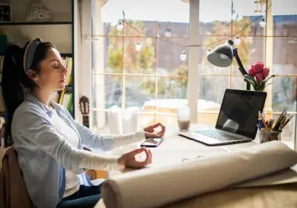 Centralised and strategic wellbeing resources hub to support employees and organisations by providing guidance and tools.