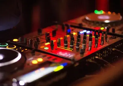 Music licensing and copyright claims are rising. Learn how organizations can reduce IP risk, meet underwriting expectations, and strengthen coverage readiness.