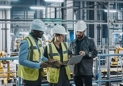 For manufacturers, an interruption can be devastating and can mean not just lost revenue but broken contracts, delayed shipments, and damaged customer relationships. That’s where business interruption insurance (BI insurance) comes in. But getting it right requires more than just checking a box on your policy. Here’s how manufacturing businesses can help ensure their BI insurance provides the protection they truly need.
