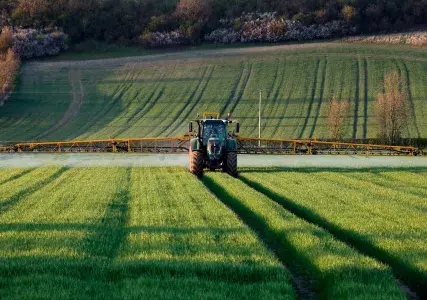 Lockton, the world’s largest independent insurance brokerage, has announced a strategic partnership with ChAI, a specialist commodity intelligence and analytics firm, to help organisations better understand, anticipate, and manage the risks shaping global commodity markets.