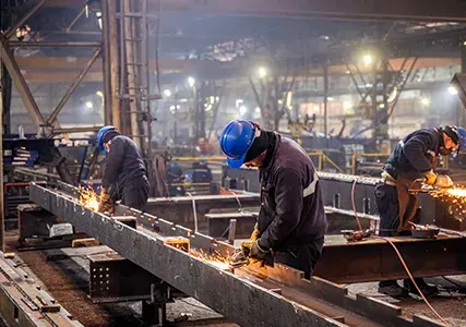 Hot works, such as welding, grinding, cutting, or soldering, pose significant fire risks—particularly in complex environments like processing plants. 