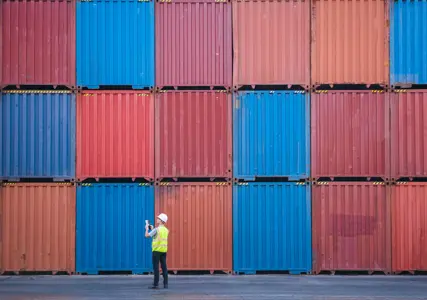 The recent US import tariff changes have created significant trade disruption in the cargo market: goods were expedited prior to expected tariff increases, or after the announcement, diverted to other destinations, or held in storage awaiting improved tariff conditions.