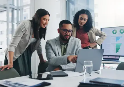 Discover how UAE businesses can balance rising healthcare costs with employee needs by leveraging smart benefits strategies, wellbeing programs, and education to retain top talent.