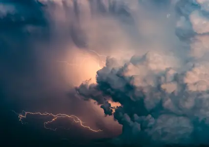 Chuvas intensas elevam riscos no Brasil e pressionam empresas a rever estratégias de resiliência