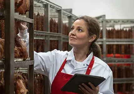 This report explores the most critical risk factors impacting meat producers, processors, and providers, while highlighting insurance
opportunities that many organisations may be overlooking. Understanding these dynamics is essential to safeguard assets, ensure operational continuity, and capitalise on emerging trends.