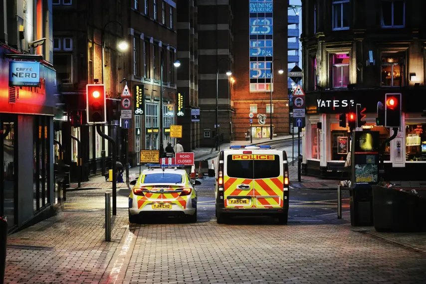 Police nighttime restaurants